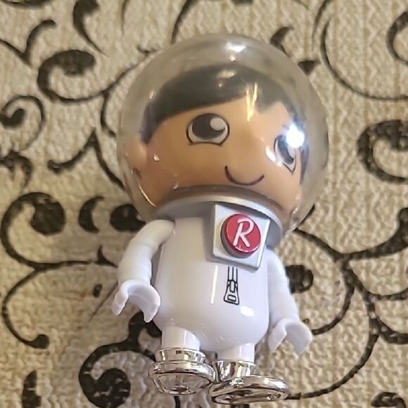 Ryan"s World Astronaut Toy - Picture 1 of 4